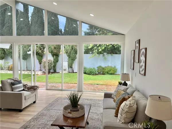 23301 Downland Road, Lake Forest (el Toro), CA 92630