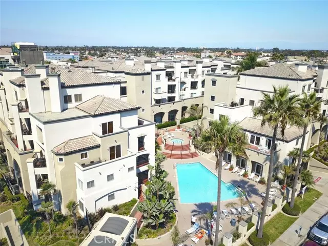 Huntington Beach, CA 92648,200 PCH #329