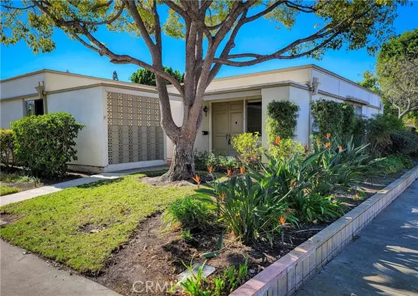 767 Calle Aragon #E, Laguna Woods, CA 92637