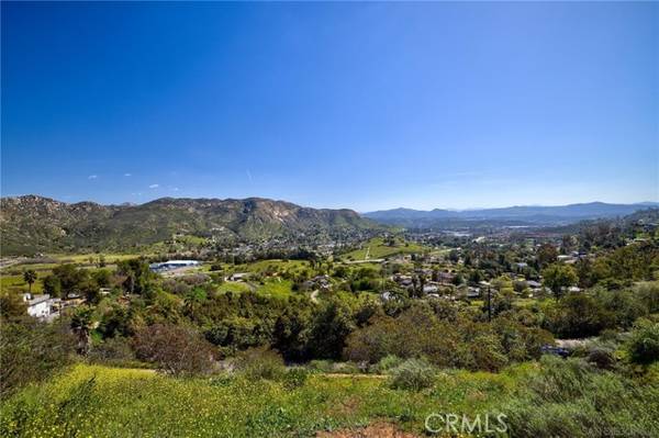 11642 Hi Ridge Road, Lakeside, CA 92040