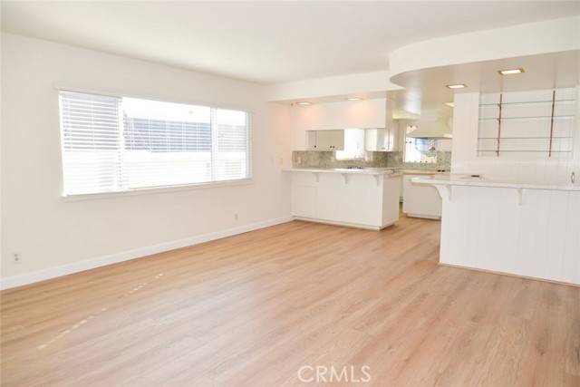 San Clemente, CA 92672,247 Avenida Aragon #C