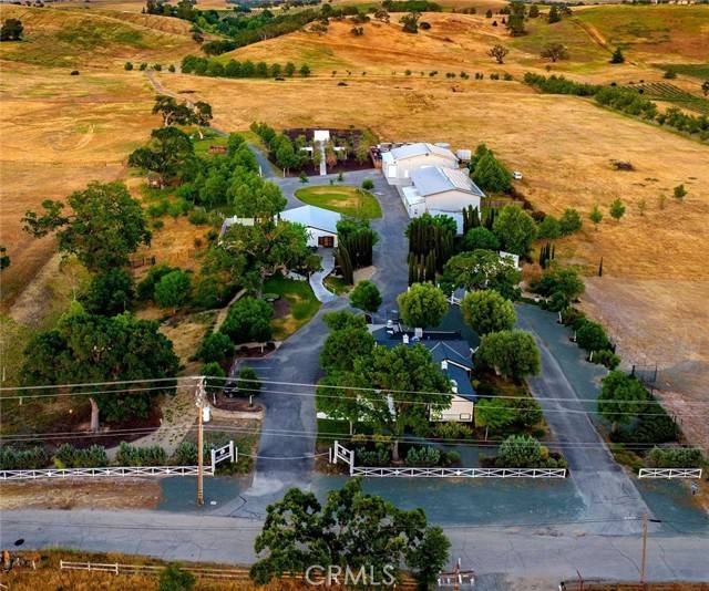 1340 Penman Springs Road, Paso Robles, CA 93446