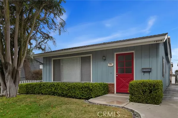 705 Orchid Avenue, Corona Del Mar (newport Beach), CA 92625