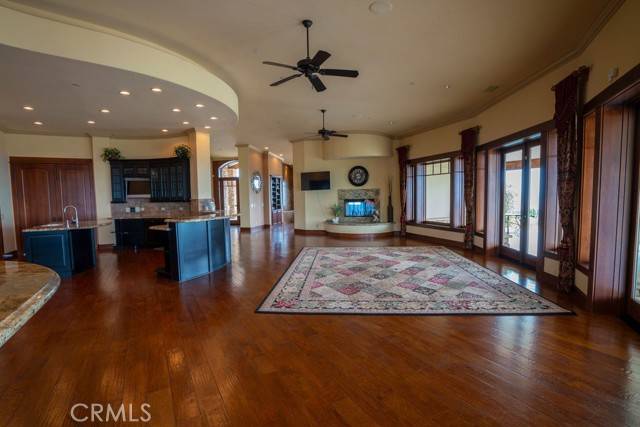 San Marcos, CA 92069,2284 Sunshine Mountain Road