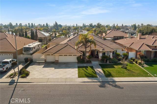 4201 Walker Lake Drive, Bakersfield, CA 93313