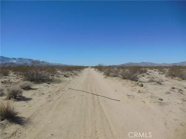 Lucerne Valley, CA 92356,54 Cuarto Street