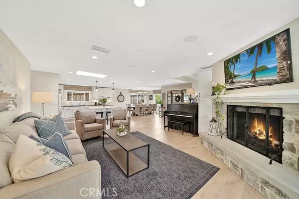 San Clemente, CA 92672,314 W Avenida Valencia