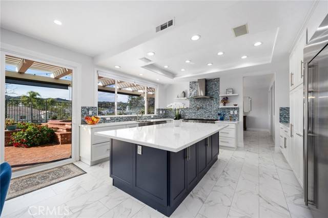 Laguna Hills, CA 92679,3 Turnberry Drive