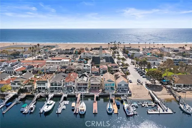 Newport Beach, CA 92661,1436 W Bay Avenue