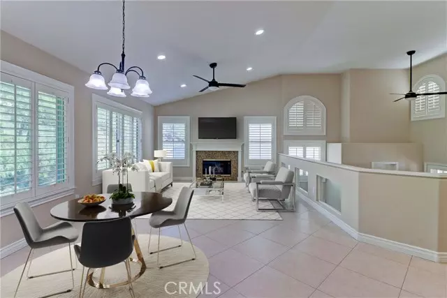 15 Embassy Place, Lake Forest (el Toro), CA 92610