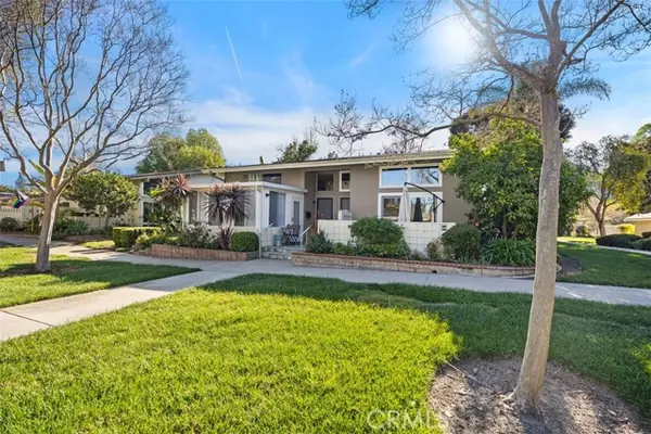 Laguna Woods, CA 92637,62 Calle Aragon #B