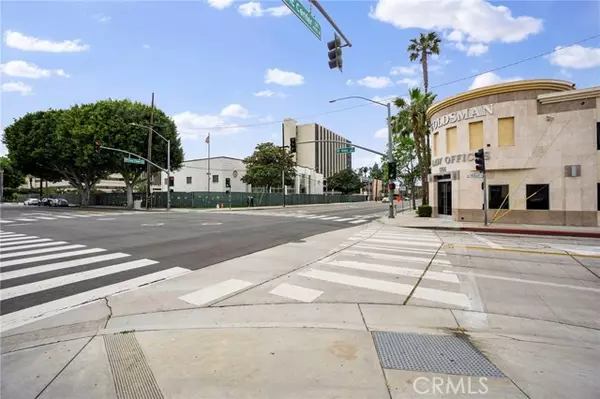 Santa Ana, CA 92701,801 N Ross Street