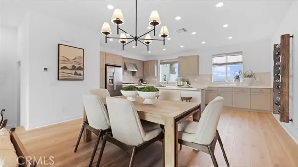 Valencia (santa Clarita), CA 91381,26741 Blue Hills Loop