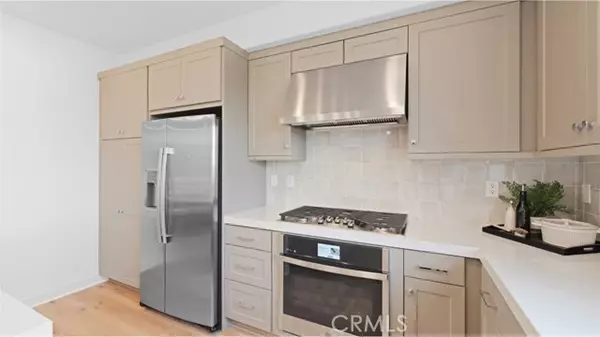 Valencia (santa Clarita), CA 91381,26741 Blue Hills Loop