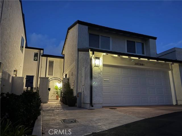 Laguna Niguel, CA 92677,30266 Via Reata