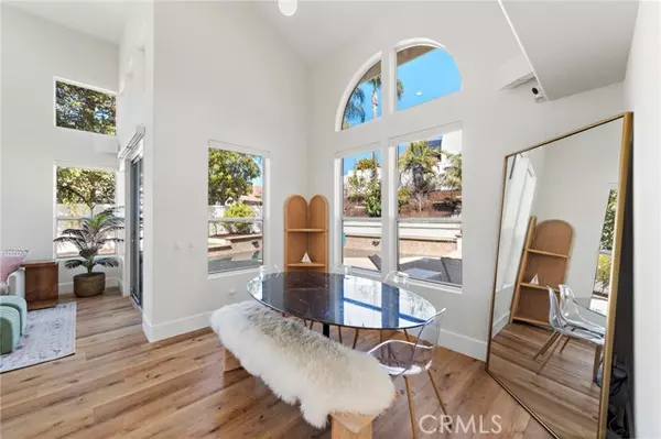 San Clemente, CA 92673,2200 Via Iris
