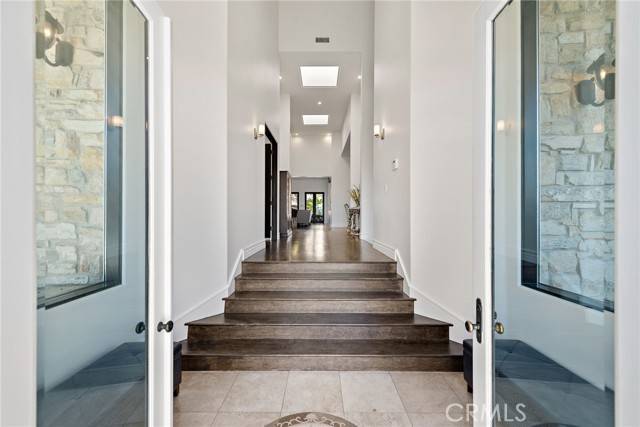 Laguna Hills, CA 92679,6 Via Presea