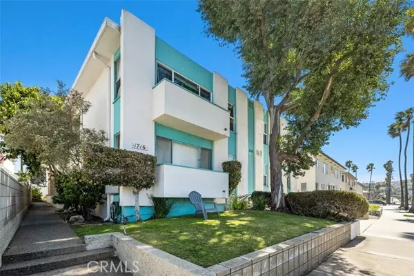 Redondo Beach, CA 90277,1716 Camino De La Costa