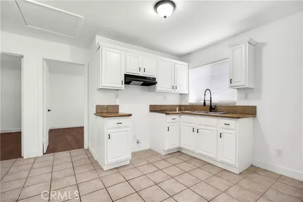 125 W Tichenor Street, Compton, CA 90220