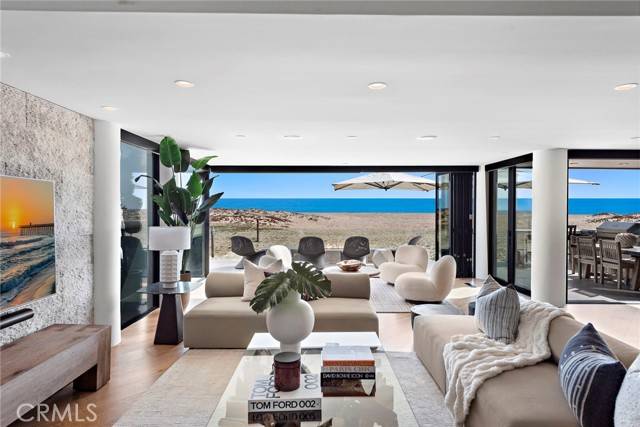 2132 E Oceanfront, Newport Beach, CA 92661