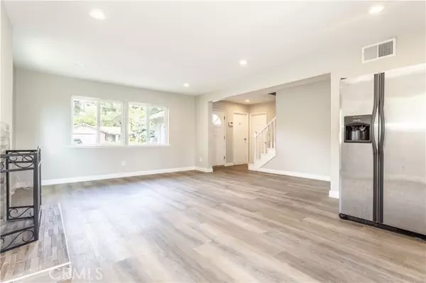 Canyon Country (santa Clarita), CA 91387,28414 Winterdale Drive