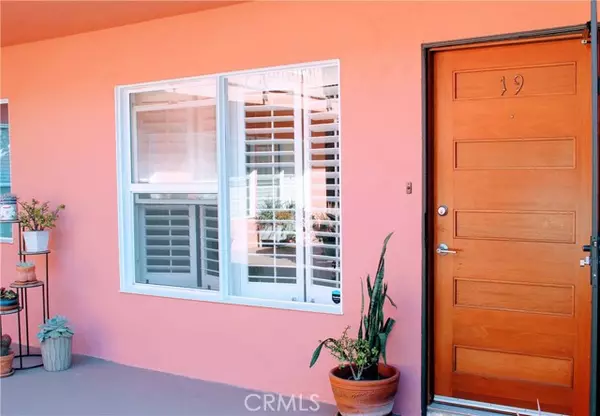 Long Beach, CA 90802,1023 E 1st Street #19