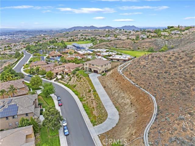 Riverside, CA 92503,16418 Village Meadow Drive
