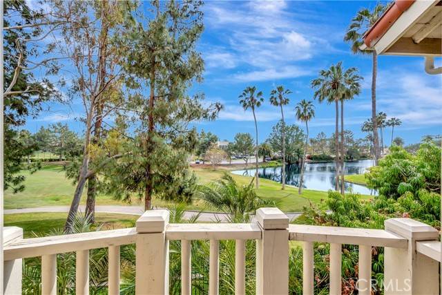 2528 Aquasanta, Tustin, CA 92782