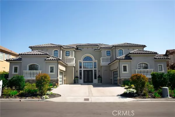 Yorba Linda, CA 92887,21895 Heatheridge Drive