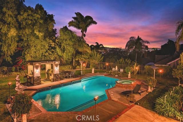 25641 Rapid Falls Road, Laguna Hills, CA 92653