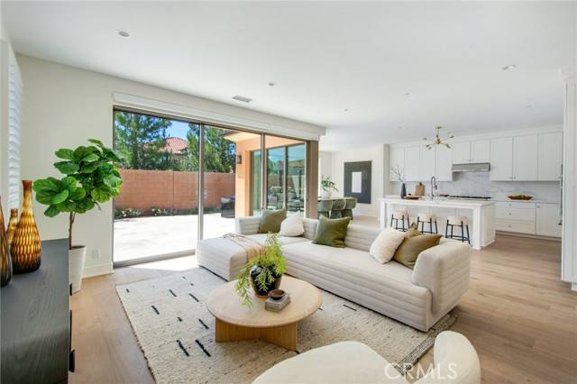 Irvine, CA 92602,118 Tritone