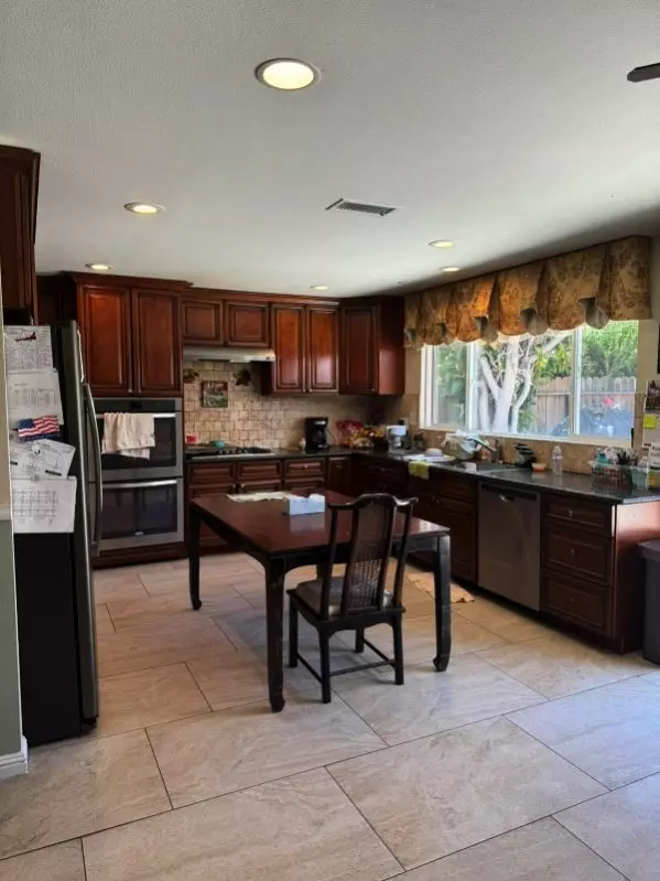 Mission Viejo, CA 92691,Address not disclosed