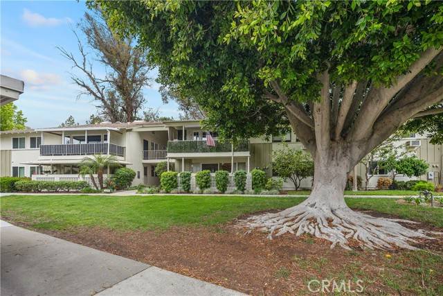 Laguna Woods, CA 92637,124 Via Estrada #D
