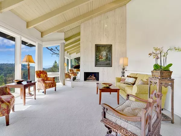 Tustin, CA 92705,10841 Hideaway Drive