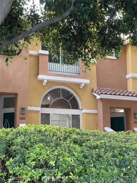 402 Marinella Aisle, Irvine, CA 92606