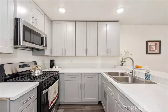 Santa Ana, CA 92701,450 E 4th #416