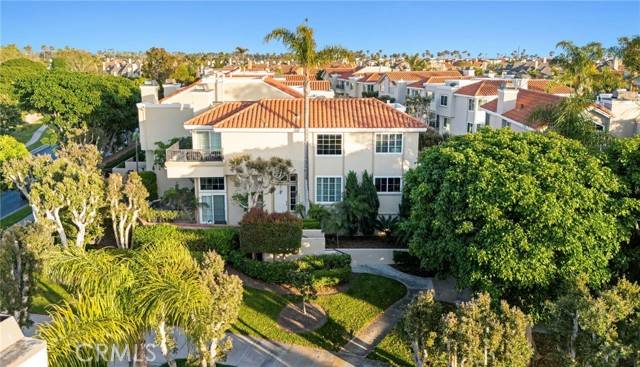 19292 Sawgrass Lane, Huntington Beach, CA 92648