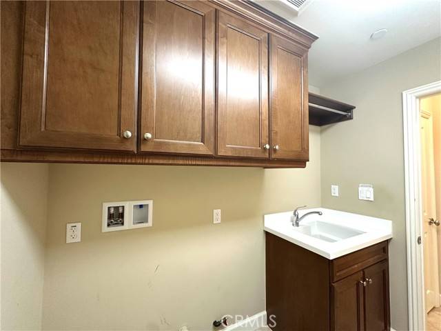 Irvine, CA 92618,53 Triana