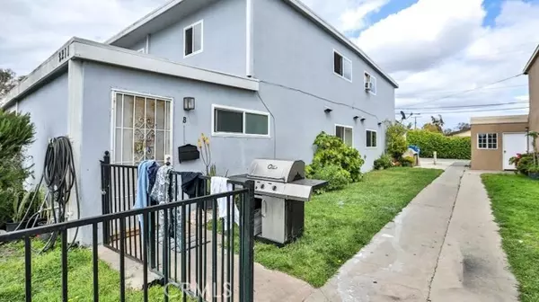 Santa Ana, CA 92704,2211 S Fairview Street