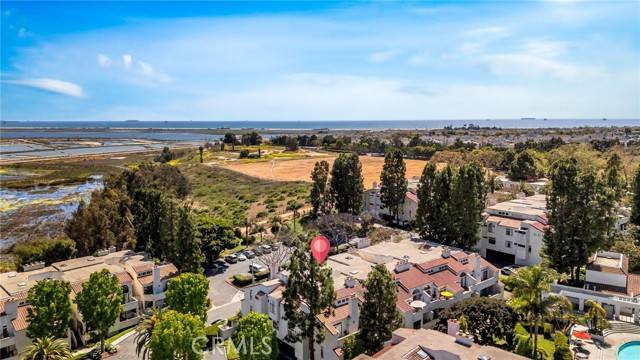 Huntington Beach, CA 92649,5145 Tortuga Drive #209
