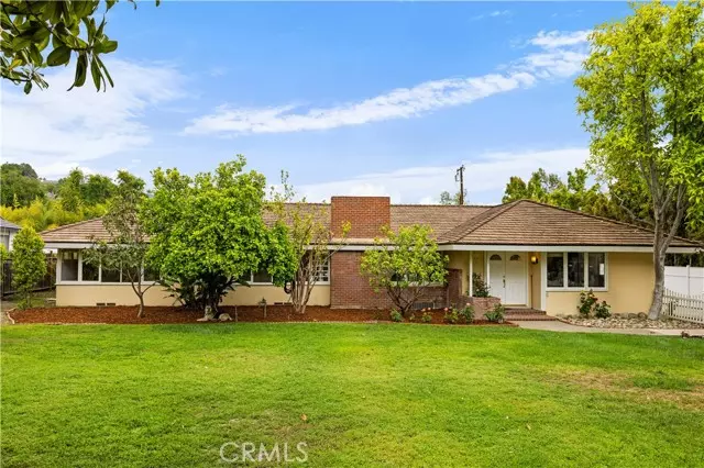 1212 Oakwood Dr, Arcadia, CA 91006