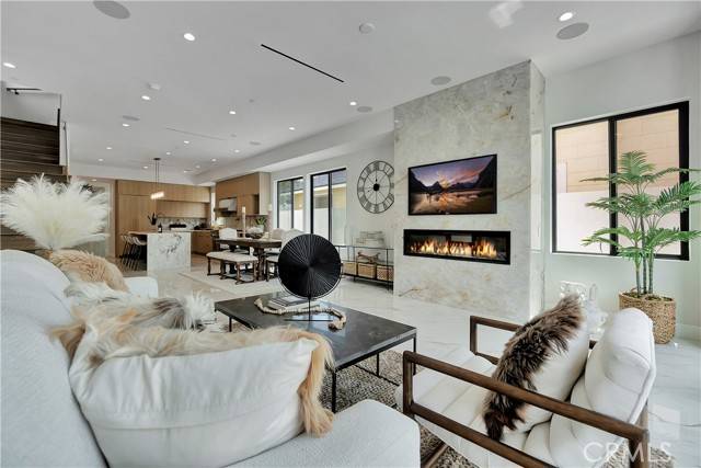 Huntington Beach, CA 92648,518 8th Street