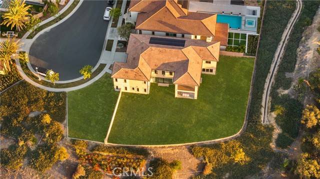 Irvine, CA 92602,100 Headwaters
