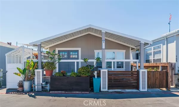 21752 Pacific Coast #15A, Huntington Beach, CA 92646