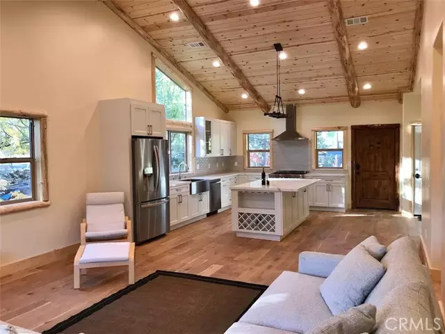 40263 Dream Street, Big Bear Lake, CA 92315
