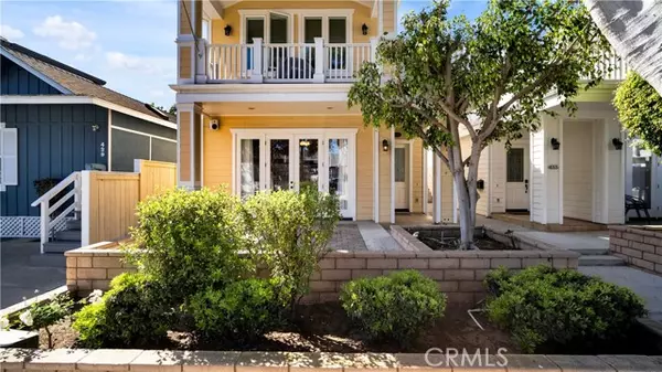 Corona Del Mar (newport Beach), CA 92625,431 Iris Avenue