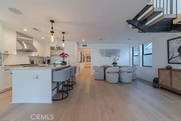 Corona Del Mar (newport Beach), CA 92625,603 Acacia Avenue #A