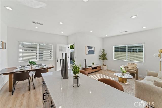 Fullerton, CA 92832,424 W Wilshire Avenue