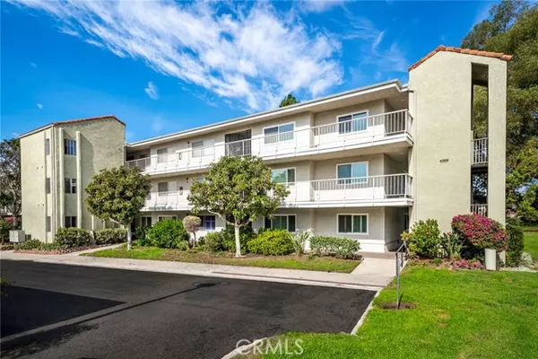 Laguna Woods, CA 92637,5369 Algarrobo #1G