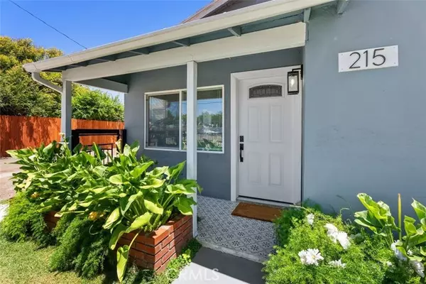 Santa Ana, CA 92701,217 N Mcclay Street